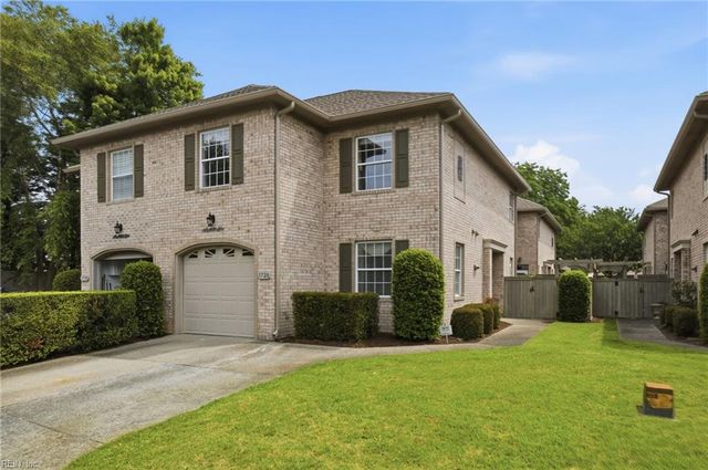 1728 Honorary CT, Virginia Beach, VA 23454