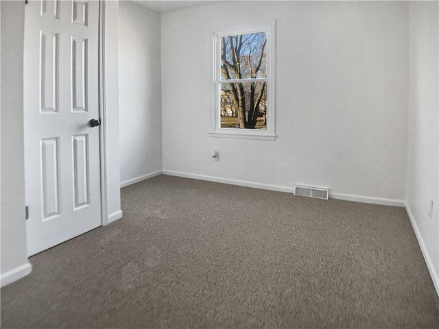 1101 W Elm Terrace, Olathe, KS 66061