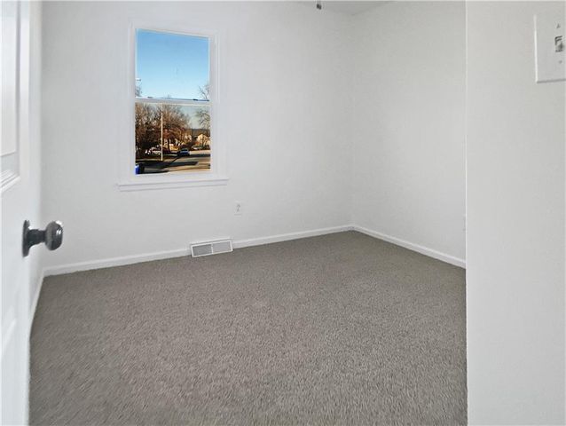 1101 W Elm Terrace, Olathe, KS 66061