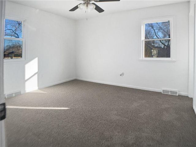 1101 W Elm Terrace, Olathe, KS 66061