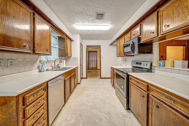 19904 Mercedell Drive, Porter, TX 77365