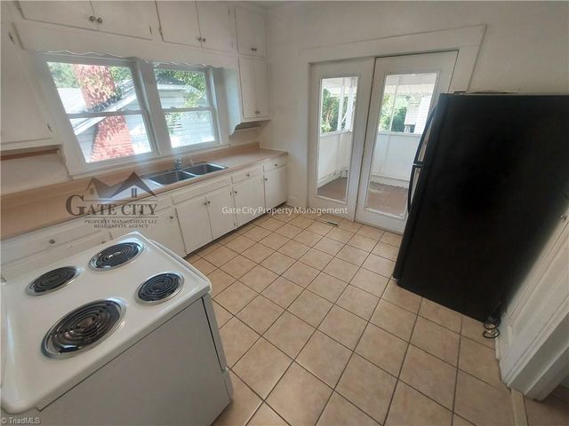 1600 N Hamilton Street, High Point, NC 27262