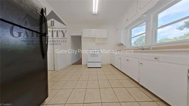 1600 N Hamilton Street, High Point, NC 27262