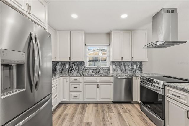 5322 LISA AVENUE, Lakeland, FL 33813