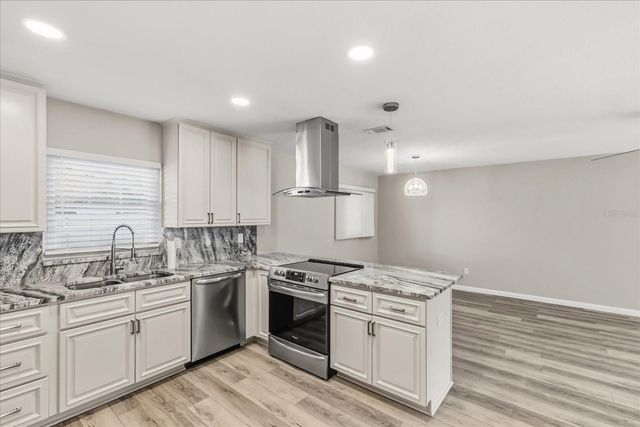 5322 LISA AVENUE, Lakeland, FL 33813