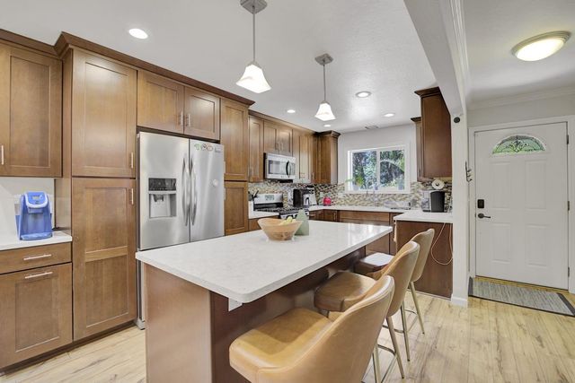 26 Meadow Way A, Scotts Valley, CA 95066