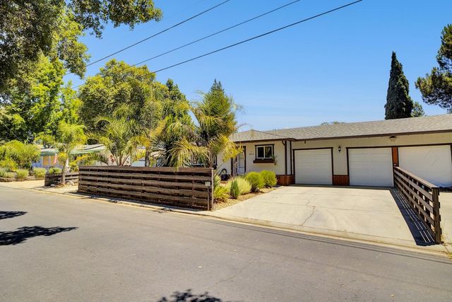 26 Meadow Way A, Scotts Valley, CA 95066
