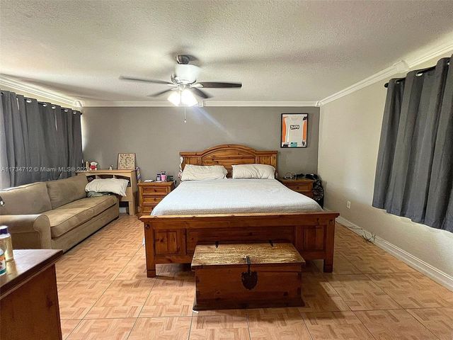 15685 SW 84th Ter 801, Miami, FL 33193