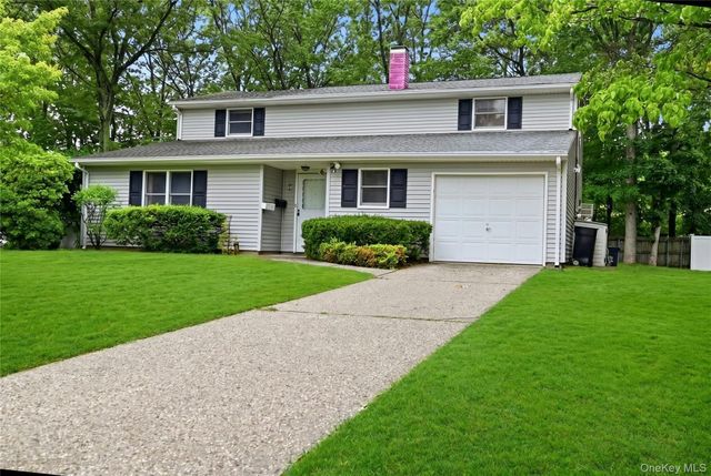 2 Cub Road, South Setauket, NY 11720