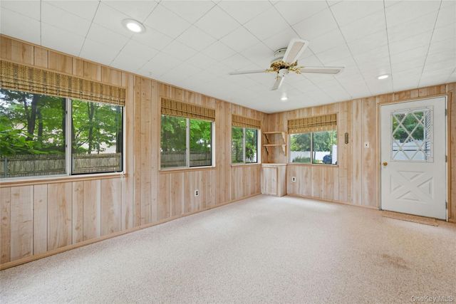 2 Cub Road, South Setauket, NY 11720