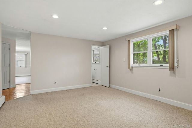 2 Cub Road, South Setauket, NY 11720