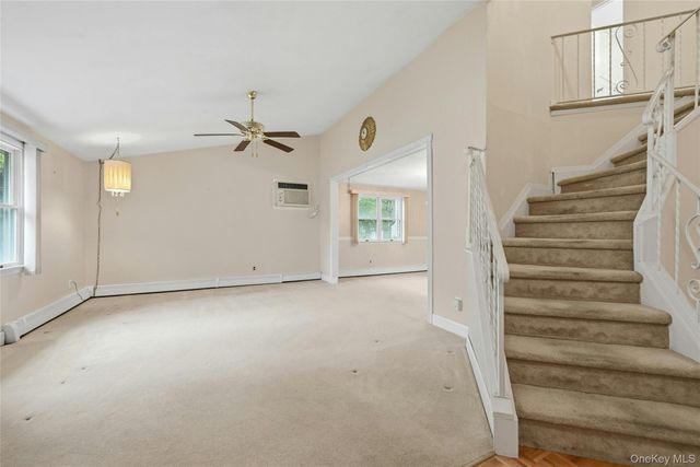 2 Cub Road, South Setauket, NY 11720