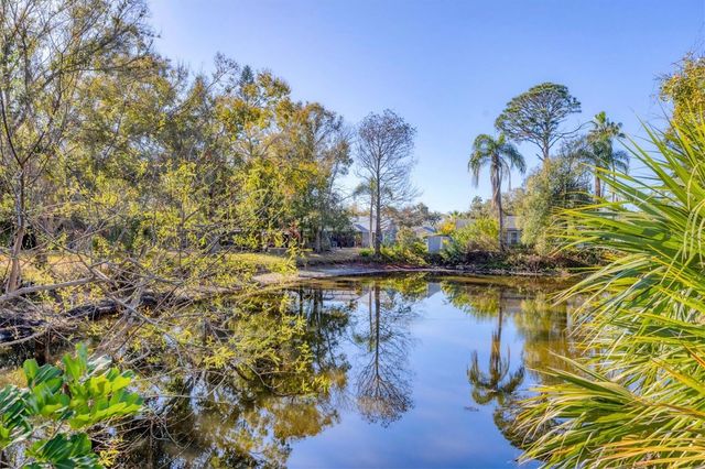 2942 WOODPINE CIRCLE, Sarasota, FL 34231