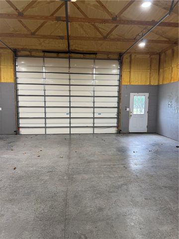 11202 Little Elm Road, Prairie Grove, AR 72753