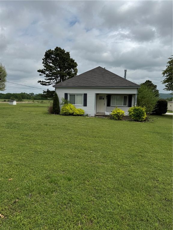 11202 Little Elm Road, Prairie Grove, AR 72753