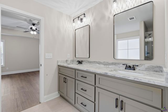 202 Sugar Creek Trail, Perry, GA 31069