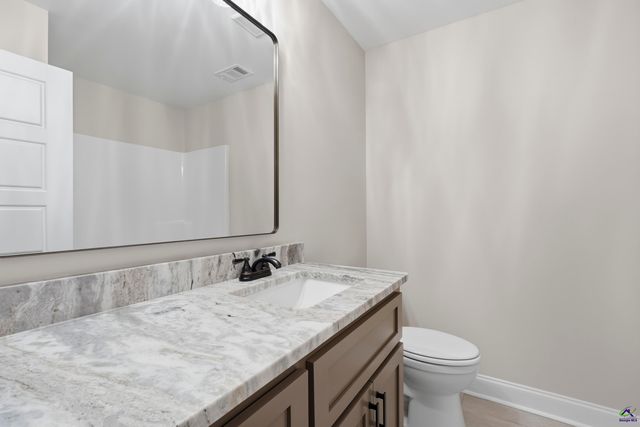 202 Sugar Creek Trail, Perry, GA 31069