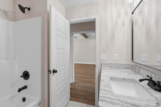 202 Sugar Creek Trail, Perry, GA 31069