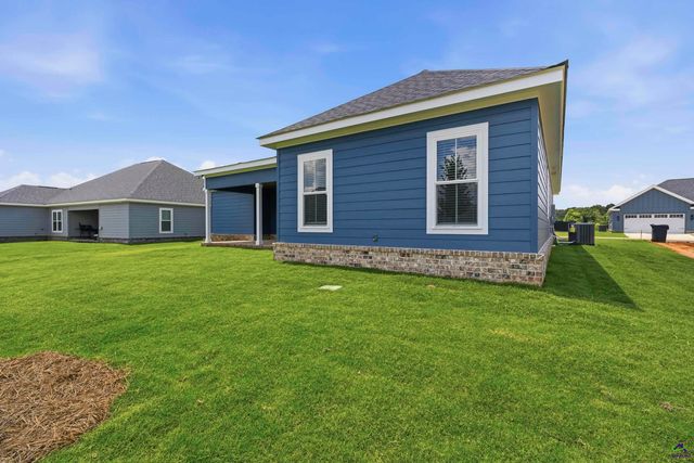 202 Sugar Creek Trail, Perry, GA 31069