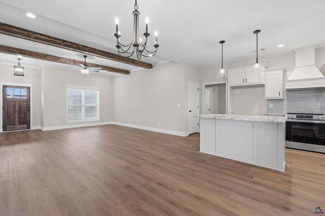 202 Sugar Creek Trail, Perry, GA 31069
