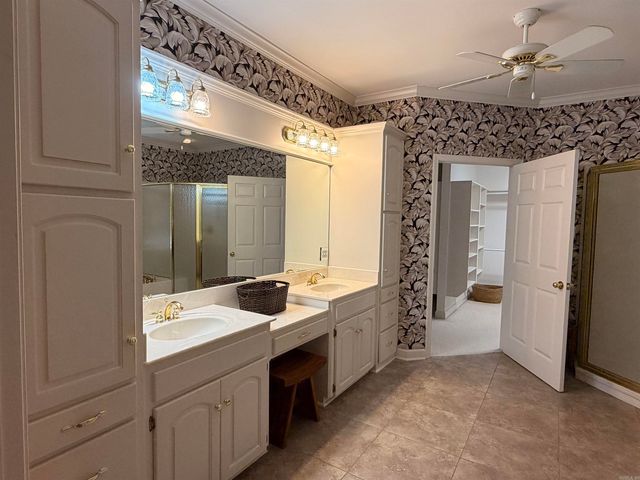 7 Westpointe Drive, Jacksonville, AR 72076