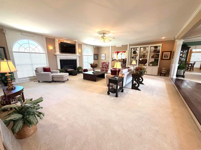 7 Westpointe Drive, Jacksonville, AR 72076