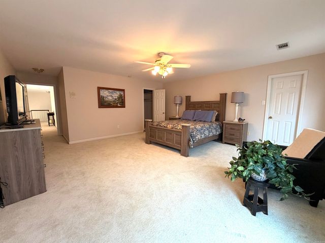 7 Westpointe Drive, Jacksonville, AR 72076