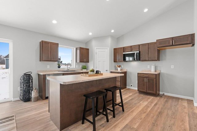 2662 LAWRENCE LANE, Neenah, WI 54956