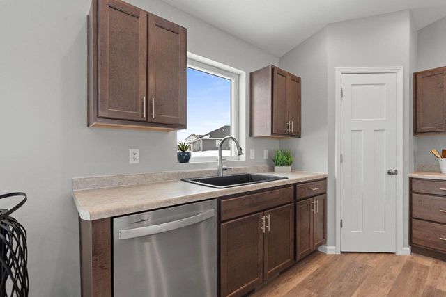 2662 LAWRENCE LANE, Neenah, WI 54956