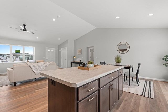 2662 LAWRENCE LANE, Neenah, WI 54956