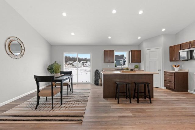 2662 LAWRENCE LANE, Neenah, WI 54956