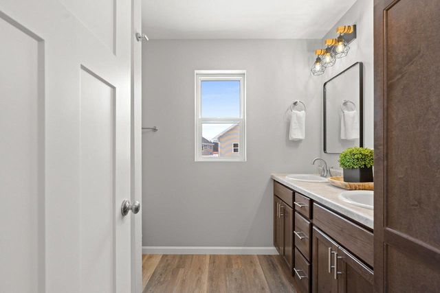 2662 LAWRENCE LANE, Neenah, WI 54956