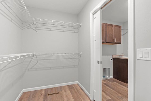 2662 LAWRENCE LANE, Neenah, WI 54956