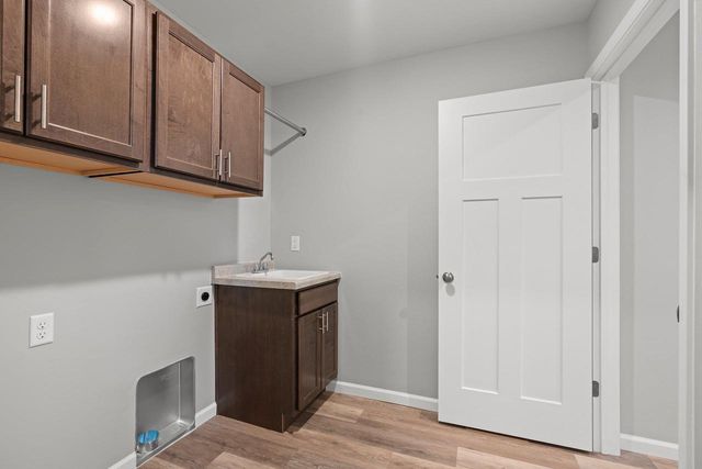 2662 LAWRENCE LANE, Neenah, WI 54956