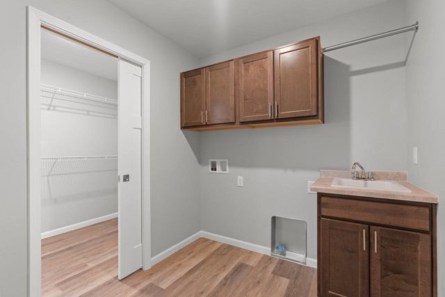 2662 LAWRENCE LANE, Neenah, WI 54956