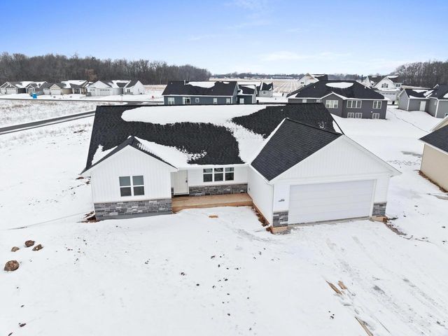 2662 LAWRENCE LANE, Neenah, WI 54956
