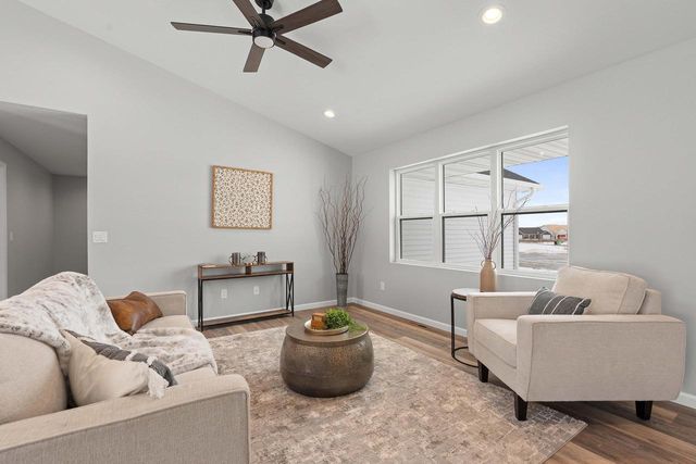 2662 LAWRENCE LANE, Neenah, WI 54956