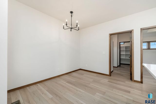 2413 E Tinley St Street, Brandon, SD 57005