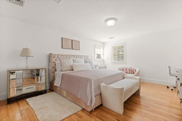 47 Symphony Dr, Easton, MA 02356