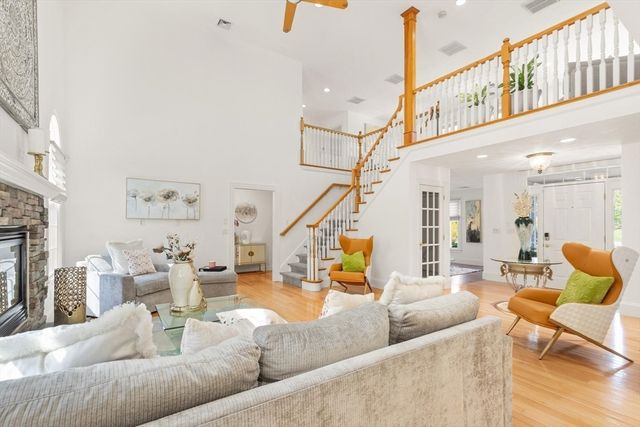 47 Symphony Dr, Easton, MA 02356
