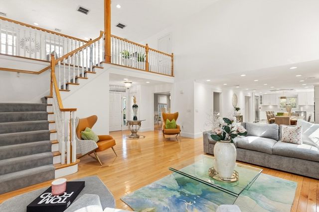 47 Symphony Dr, Easton, MA 02356
