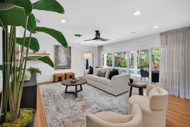3050 NE 41st St, Fort Lauderdale, FL 33308