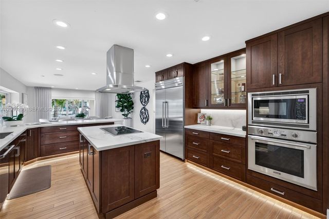 3050 NE 41st St, Fort Lauderdale, FL 33308