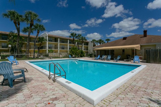 1500 N Congress Avenue C29, West Palm Beach, FL 33401