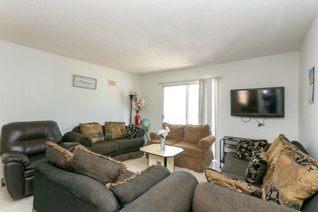 1500 N Congress Avenue C29, West Palm Beach, FL 33401