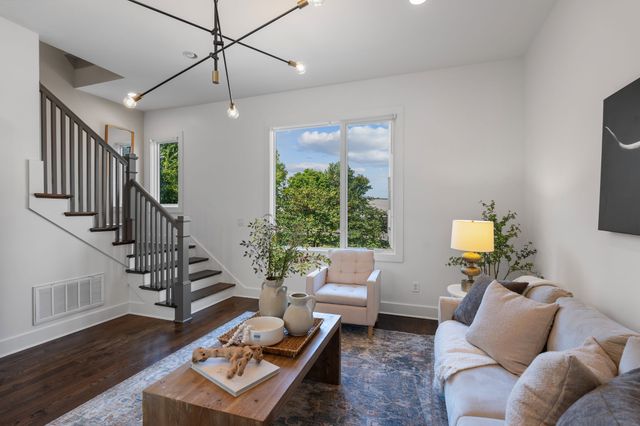 5616 Burgess Ave, Nashville, TN 37209