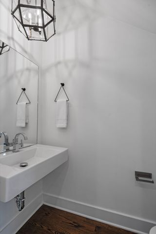 5616 Burgess Ave, Nashville, TN 37209