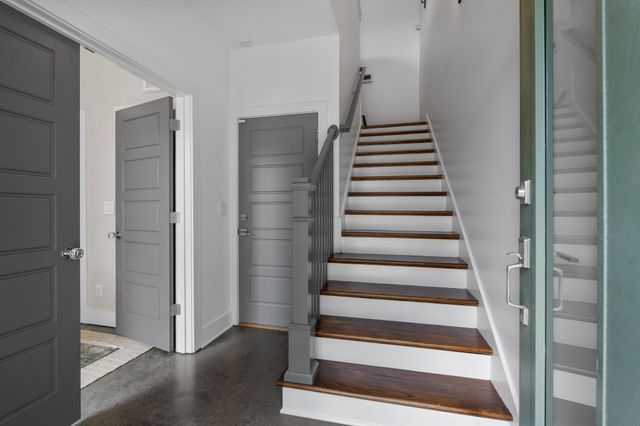 5616 Burgess Ave, Nashville, TN 37209