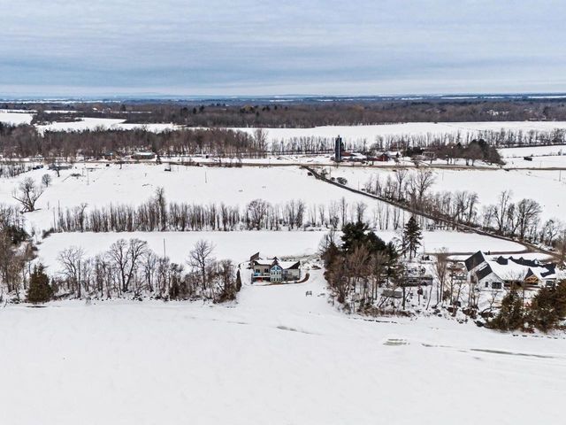 802 Alburgh Springs Road, Alburgh, VT 05440