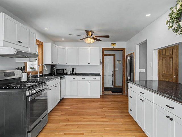 802 Alburgh Springs Road, Alburgh, VT 05440